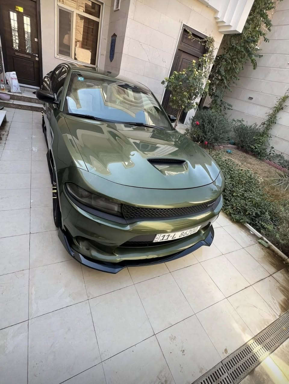 السلام عليكم جارجر gt 2019 بلاك ايديشن تراك باك ماشية 78،000mi كشنات حضن السيارة عليها اويل كاج كان وعليها عدسات اوزوم ولد متغير اشارة بالحاجب 
لون مميز زيتوني 
والسيارة عليها دبات 
كزوزات وصوت رياضي 
الموقع /البصرة 

السيارة كفالة عامة فقط باب السدر مبدل وكالة ونفس اللون  
السعر 250 وبيها مجال بسيط 
للاستفسار /***********
