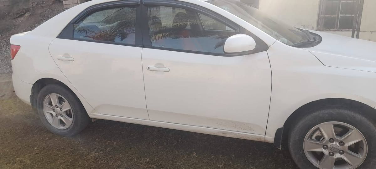 سيراتو موديل 2013 رقم صلاح الدين دولي سنويه لل2029 شرط محرك ما مفتوح وكير شرط صدر جديد ضرر قطعه وحده جاملغ امامي بدون دواخل سياره جاهزه مابيها اي نقص
مكان السيارة الشركاط.. الخصم
السعر 105 وبي مجال قليل... الشرعي بالشركاط شرط التحويل 
***********
إعتذر عن بيع الأقساط او المده
