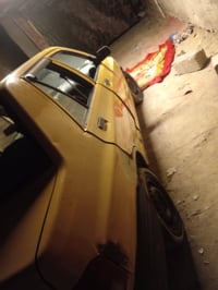 سيارة سايبه لبيع موديل 16رقم انكليزي مكينه وكير نظيفات شواصي تعبانه مص...
