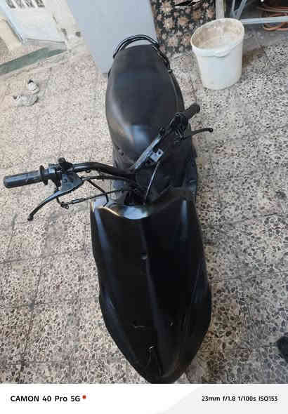 دراجه ماكس بوشه 55 دراجه نضيفه كلشي مابيه كلجات بلاديه مكاني بغداد قرب تقاطع درويش سعره ٣٢٥ وبيه مجال دراجه شلعه ومعدل رقم *********** وتساب بيه
