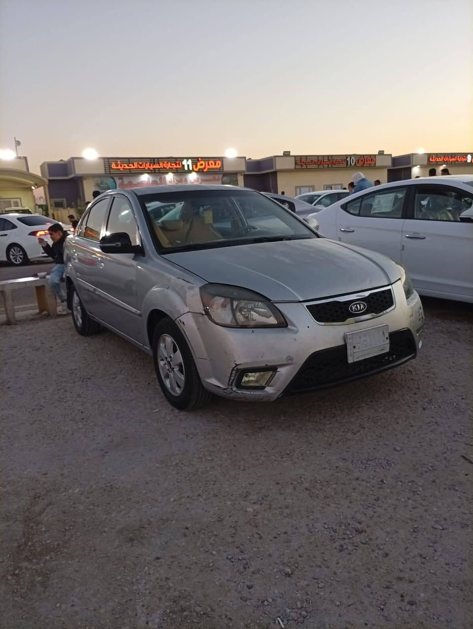 السلام عليكم
كيا ريو 2012 خليجي مكينه1.6 جديده 
كفاله بيها بس طخه بجاملغ  وجراد 
سعرها 82 وبيها مجال السنوية منتهيه ب23
(مكلف بلنشر)
***********

