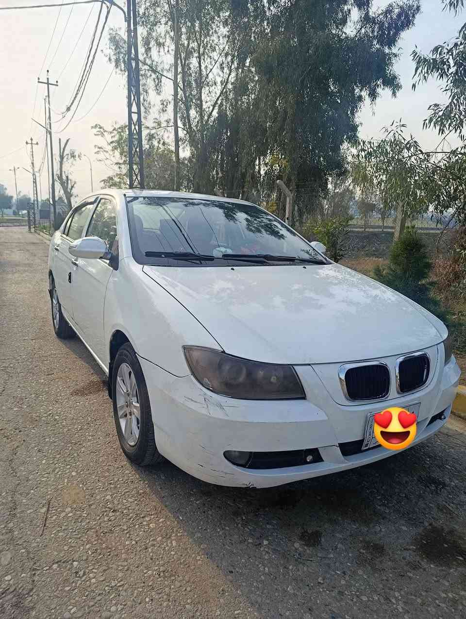 للبيع ليفان 620.   2012
محرك كير مشاء الله 
كابون بانزين بيها 
بدون صبغ 
بيها بارد مكانات 
ماشيه 140
السعر 60 وبيها مجال 
الاتصال ***********
