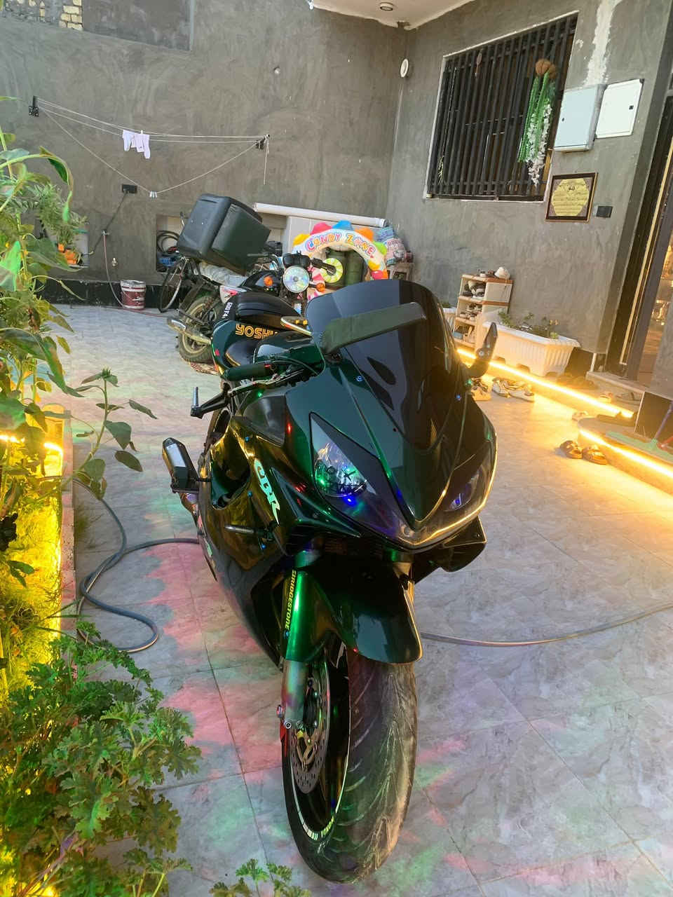 هوندا F4i 600cc للبيع
مكينه وكير كفاله مكينه 600cc الدراجه حلوه ومكينتها مشاءالله ناعمه ونيكل جديده ، 
حاط الها دبل فان علمود الحماوه يعني تنسه شي اسمه حماوه ، 
"مكاتبة فقط"
رايدها ب 26 وبيها مجال 
العنوان البصره المعقل
 ورقم الهاتف متواجد واتساب فقط" 
***********
