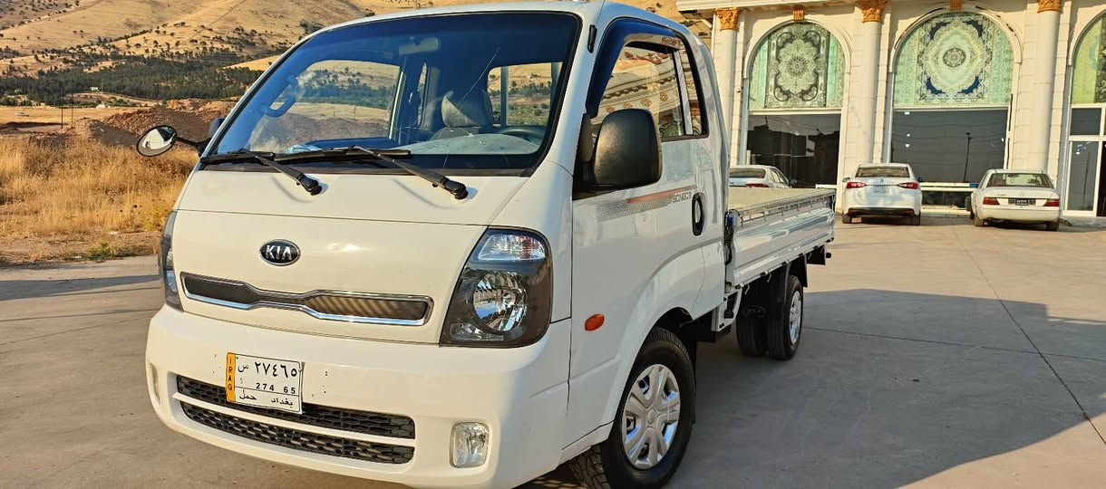 سەرەتا بەناوی خوا 
کیا بیلاد 2013
3000سۆپەر مە کینە ڕەش
سویج کۆنتڕۆڵ 
کارەبای بەسراو 
تە برید ساردو گەرم بەسراوە
برکی بەسراوە 
ئیستۆ پی دووای بەسراوە 
بو دی بیلادی سفر
ناو بۆدی بەسراوە 
تاقم کوشنی شامۆ 
6تایەی لۆکت
تایەی دووای کراوە بە 13
قەترە غایزینییە
250مەسرەفینییە
ناوپاکە تی ماوەتەوە
***********
***********
