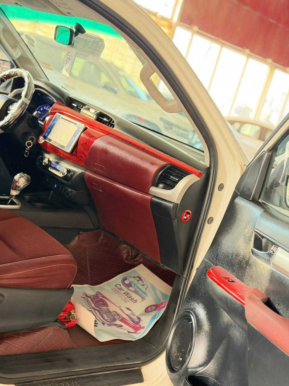 هايلوكس فورويل موديل 17 اتوماتيك كويتي الساير مذهب فول 1/1 ام الصاج تبريد قطعتين +بيانو لمس شاشه كبيره+ كامره بك
مانع انزلاق 
رقم دولي سنويه مجدده 2030 باسمي مشروع وطني 
جاهزه من كل شي اي نقص ما بيه 
تبريد❄️ تدفئه🔥 كير مكينه
حداديه كهرباء 
تخم تاير جديد 
مال جناي سعر 239 وبيه مجال حك جيه مكان بغداد النهروان سايد الواحد رقم 
***********
