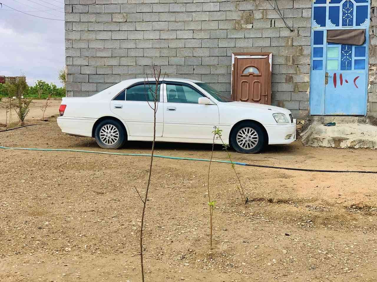 ملكه جنون ادوات للبيع موديل 2002 تحوير نجف دكمتين محرك ديفور الچبير داخلها اسود ومطعم ب بيجي 
تخم تاير +باتري جديد 
سعرها 38 وبيها مجال 
مكانها هيت ناحية الفرات (البونمر)
***********
