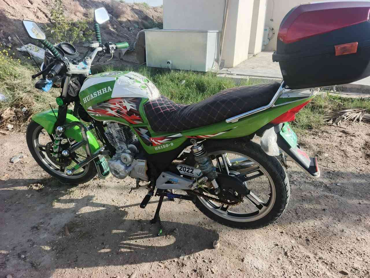 هيوشه. 22 دراجه خير من الله ومابيها كل نقص دشبول واكف بس يرادله واير فقط دراجه كلها شغاله ومابيها كل نقص وياها 3 اوراق. سعرها 775 وبيها مجال مكاني شارع 40
***********
