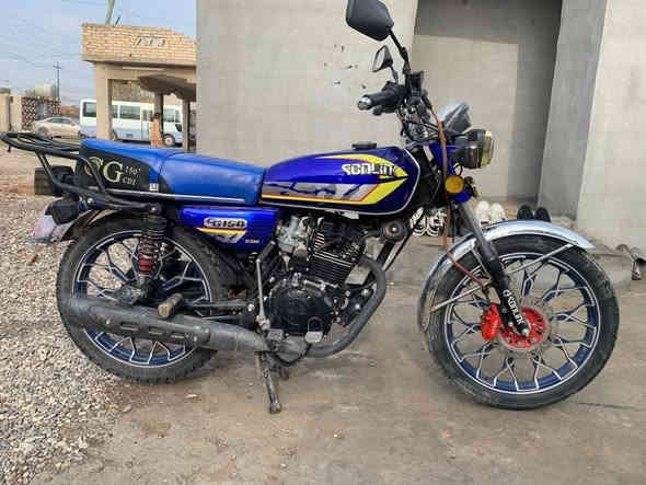 السلام عليكم ماطور للبيع سونك محرك اسود حجم المحرك 150
موديل 2024 ماطور جديد محرك شرط كهربائيات شرط وبي منفيس كلو عله وضع الشركة تشقيل عن بعد
السعر 775 وبي مجال 
المكان القياره قريت الحاج علي
رقمي ***********
