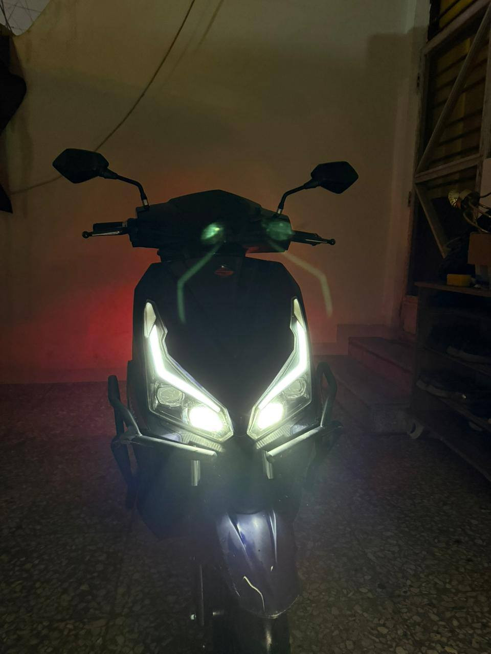 السلام عليكم دراجه شحن مستخدمه للبيع
مواصفات
لبطاريات 8 
الملف 3000 
سرعه 90 حقيقي
بيها صندوكين شاحن تايب A اثنين 
سماعات 
درع 
3 سرع بيها 
وه R
حساسات بريك 

الملحقات 
خوذه شحن
وه مرايات جانبيه
تجي دبل بصمه 
دبل صويج

السعر 8000الف
المكان بق
بغداد الحبيبيه 
الرقم 7831113343


**إذا كنت صاحب هذا الإعلان وتريد حذفه لأي سبب، رجاءا أرسل رسالة إلى الدعم الفني**