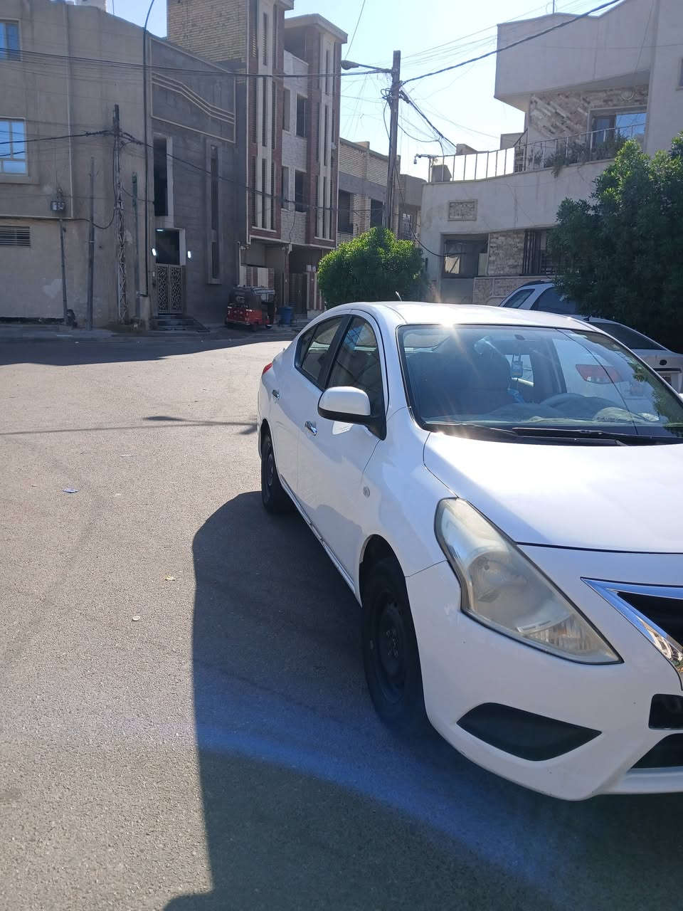 نيسان سندي هندي موديل 2020 كير مكينه كفاله عامه ماشيه 153 الف كم سياره بسمي تحويل مباشر ثاني يوم رقم اربيل بدون صبغ ولا معجون فقط بارد بسيط بدون قطره صبغ واكو طخات ما مصلحه موجوده بلصور  تعال شوف بعينك سياره تخبل وخير من الله 
السعر 105 وبيه مجال  
مكاني بغداد حي القاهره
***********
