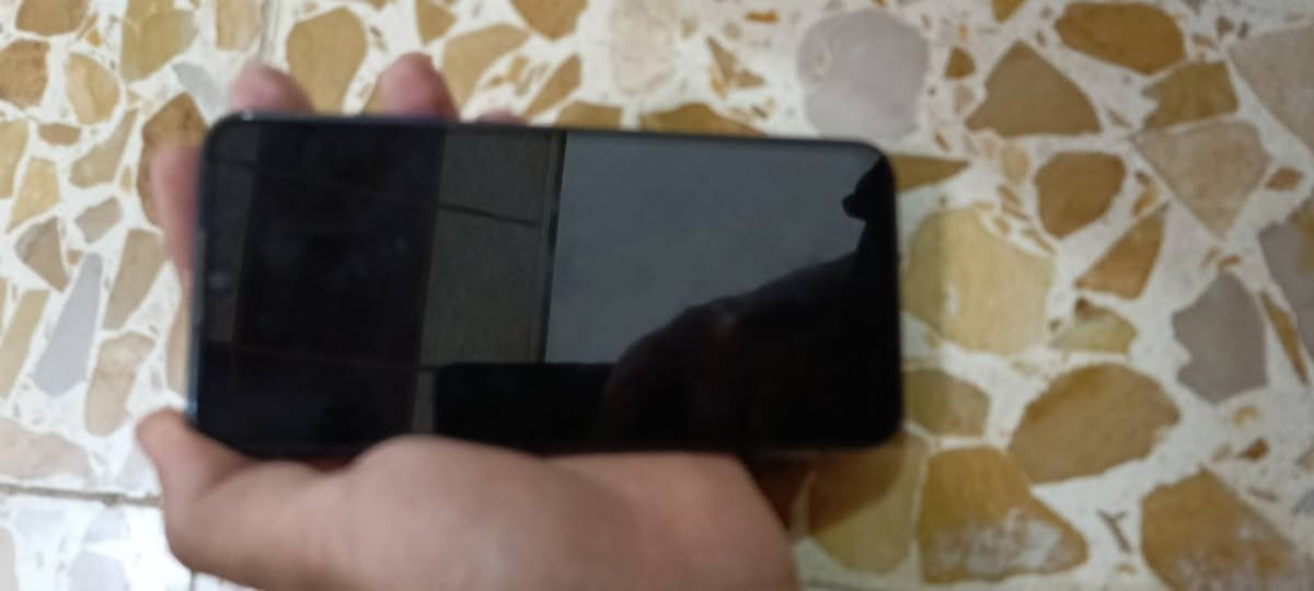 سلام عليكم تلفون للبيع Y6s للبيع
نظيف مابي شي بس فطر بل شاشه ماياثر وله يبين ناعم وفطر بل كامره الخلفية 

سعر 40بي مجال 

المكان موصل حي سومر نهايه 112

تواصل ***********
