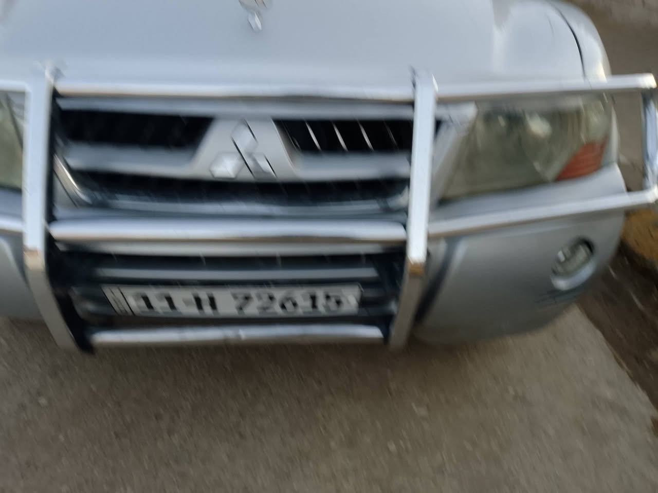 للبيع باجيرو موديل 2005 بغداد سنويه جديدة هزه جديدة بسمنه سياره حلو سعر 90 ورقه وبيهه مجال بصيط ***********
