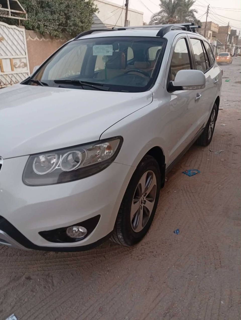 السلام عليكم للبيع سنتافيا ٢٠١٢ فول واحد ع واحد رقم بغداد بسمي مكان بابل مكينه ٦سلندر بيه طخه بل قبق جنطه فقط بدون دواخل *********** بيه منضومه غاز السعر ١٤٥ وبيه مجال قليل
