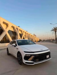 Sonata 2024  * السيارة وارد كوري. * مواصفات السيارة: * شاشة لمس. * دعم...