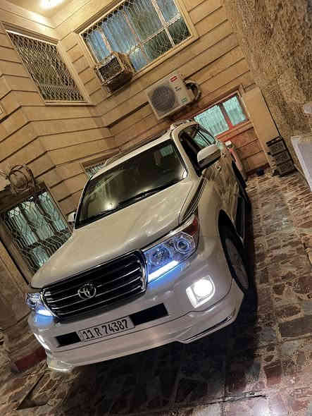 السلام عليكم
لاندكروز 2014 للبيع بريم اصل 
ماشية 96 الف حقيقي 
رقم بغداد ب اسمي 
السعر 39 الف 
للاستفسار ***********
