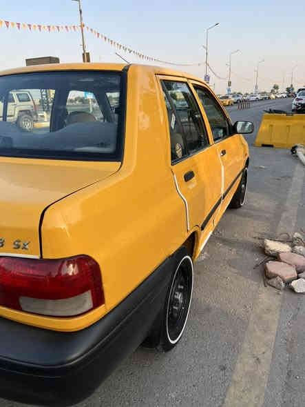 السلام عليك سايبه مديل 19 سياره جاهزه عله آخر حبايه كلشي مناقصه لأضربه ولا صبغ فقط بارد بخشم الجاملق والباب شويه مكينه كير خير من الله ترايك وين ميعجبك هيه وغرامه مصفره كلشي ماعليه رقم انكليزي غرفته بالجيس لا خاس ولا شي بيه مراوس فقط مراوس فقط 

***********
