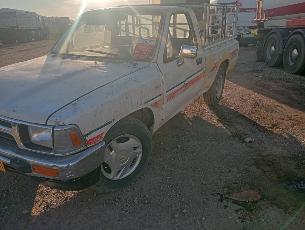 سلام عليكم اخوان 
هاي بيكم 89 ابيع فحم عندك سنوي عصل بس مو وازح 
اني ابيع فحم سياره شرط كير محرك شاصي خمسه كير 
مكان سياره كلار تابع سليمانيه نوس ساعه بعد جلاولا 
***********
