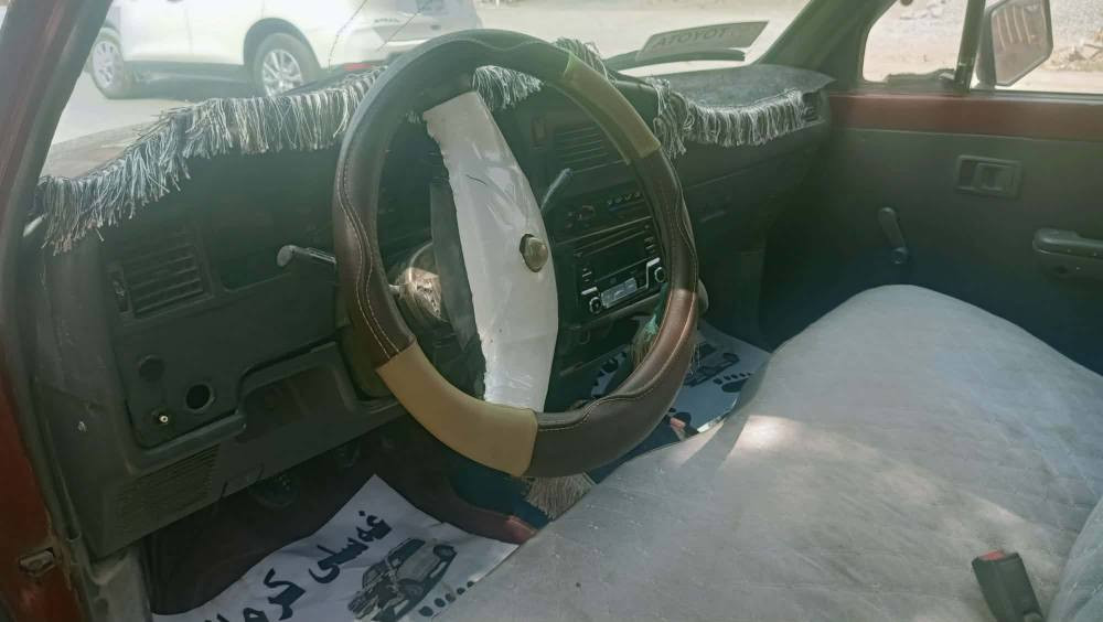 بەناوی خوای گەورە 
توێتا یابانی ئەسڵی 
ئاڕم پلاستیک سلێمانی مۆدێلی ٩٢
بەشەرتی گێڕو مەکینەو ئەکسلی 
ماڵی بارو کەسابەتی سعری خوار بازاڕ 
شوێن پیرەمەگرون
*********** السليمانية, العراق
