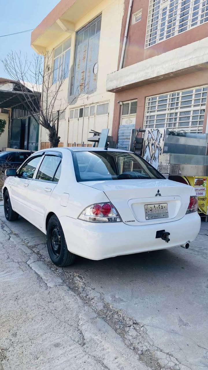 لانسةر ٢٠١١سةنةوي  پلاستيكً گيرتوماتيك دةبل گير  مةكينةو گيري بةشةرت  تةقةو رةقةي بةشةرت تةبريتي ساردو گةرمي بةشةرت پةلةپةلة بوياخي هةية سعري ٥٦ كةميك مةجال  *********** كالار, السليمانية
