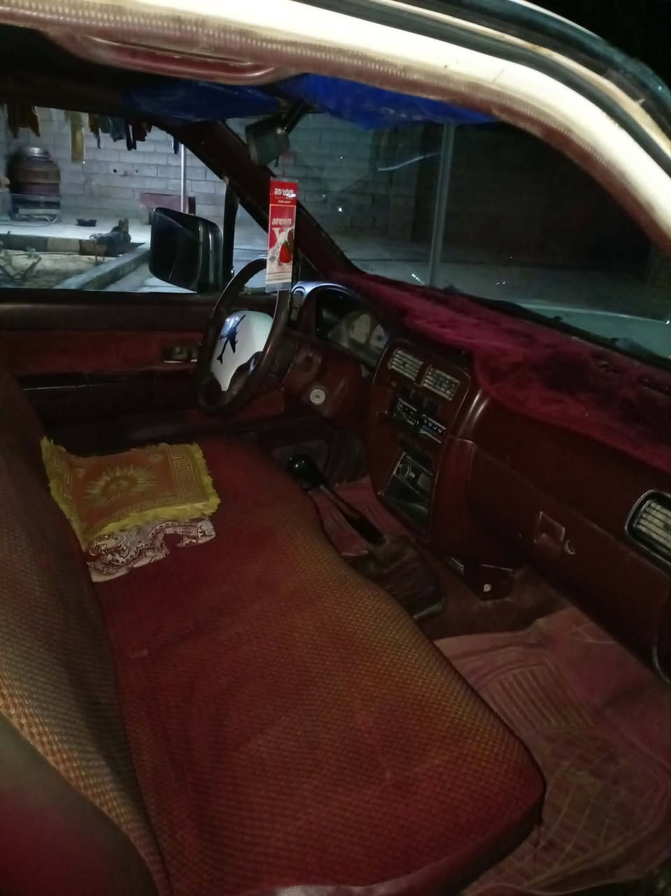 نيسان موديل ٩٩  مكينه جديد
كير حداد تخم تاير كله جديد كهربايات
رقم بصره  راعيه يسوي وكاله
سعر ٣٨  تصل ***********
