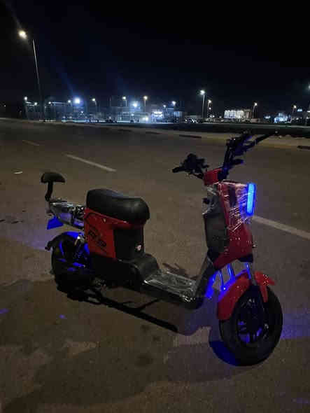 سلام عليكم R9للبيع دراجه نضيفه وكامله اي نقص مابيها ماعده بس لتكيه لوره ولستان شوي بي ثكل بلرفع بس لدراجه نضيفه واي شخط مابيها ماشيه قليل سعر450،تواصل ع واتساب ***********،مكان بصره تقاطع الكزيزه
