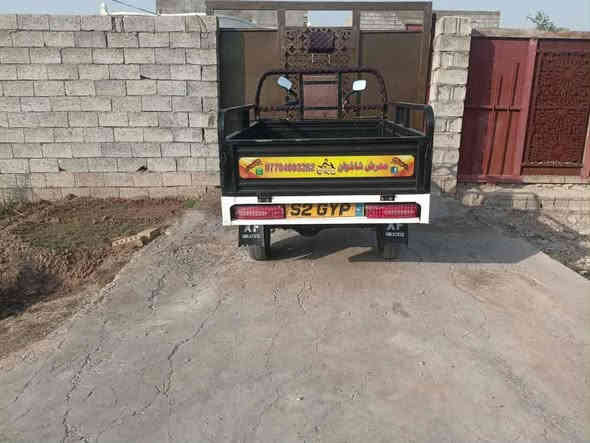 السلام عليكم ستوتة موديل 21نضافه فول اوراق كامله ركبه شرط شاصي كله بشرط كهربائيات شغاله مكان ديالى الخالص سعر 1350وبيها مجال قليل رقم الهاتف ***********
