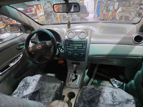 بی وای دی 2014
فوول مواسەفات
گێڕو مەکینە بیلاد
بێ بۆیاخ
تەبرید ساردوو گەرم بەشەرت
تەقەو ڕەقە بەشەرت
سەنەوی لە 2020 تەواو بوە
تەحویلو غەرامە بەشەرت
700 دۆلار خەرامەی تیایە دوای مەعمەلە ئەگەڕێتەوە

سیعر///53 گەڵاو کەمێ مەجال

شوێن //هەڵەبجەی شەهید

*********** السليمانية
