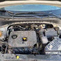 للبيع توسان 2019 رقم بصره تحويل مباشر السياره شغاله وتمشي متضرره وبيع ...