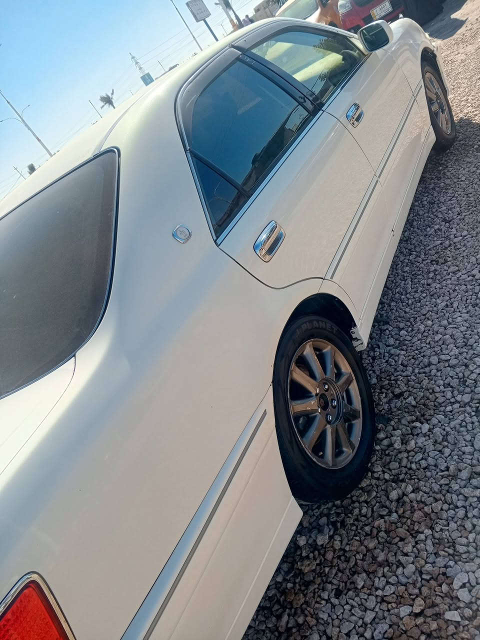 السلام عليكم ملكه للبيع المكان السماوه بيها تبديل لقده شرط التحويل السعر 110 الاستفسر اتصال فقط غير متواجد على الفيس شرط التحويل باي محافظه***********
