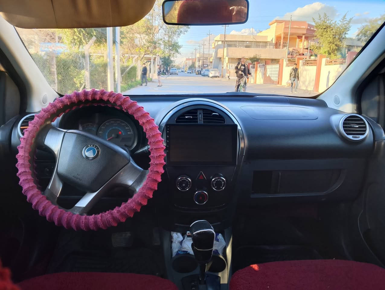 سلام عليكم باندا كروز 2014 محرك كير اوتو. شرط سنويه وهزه جديد لل 29  وبسمي بيها مكانين اصغار صبغ شاشه كامره تخم تايرات جديد سعر 60 ومكان كركوك   ***********
