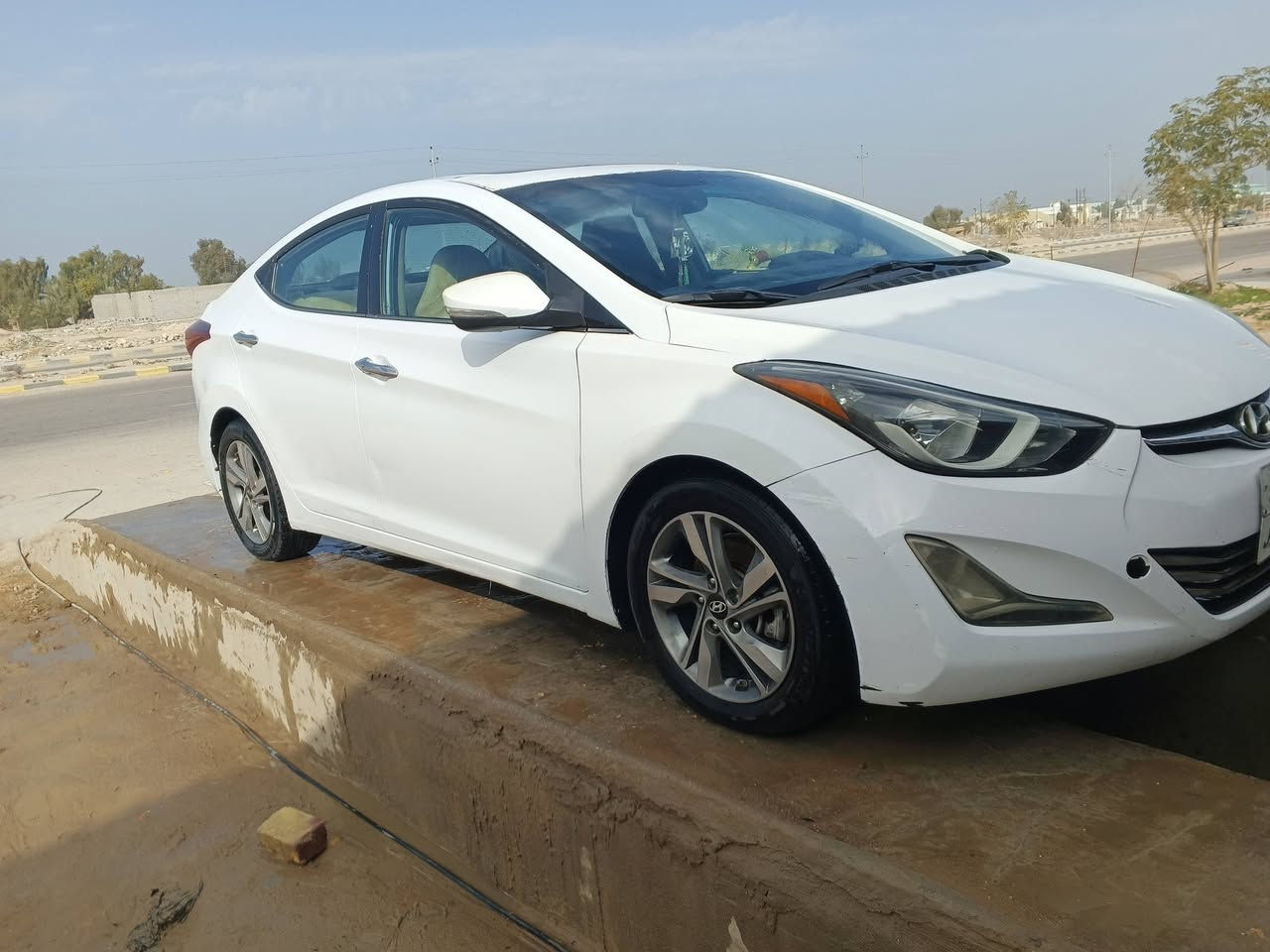 للبيع او مراوس حسب القناعه موديل 16اربيل مكينه كير حداديه تبريد فول فتحه سقف بصمه ابواب وجنطه حساسات إطار اربعه تسك حساسات خلفيه مثبت سرعه بلوتوث اتصال هاتفي حاكيه هيه بعد فول للأخير مكاني نجف خلف كراج جنوبي وارد امريكي بيه بنيد مبدل وجاملغ بس جاهزه من كلشي ***********
