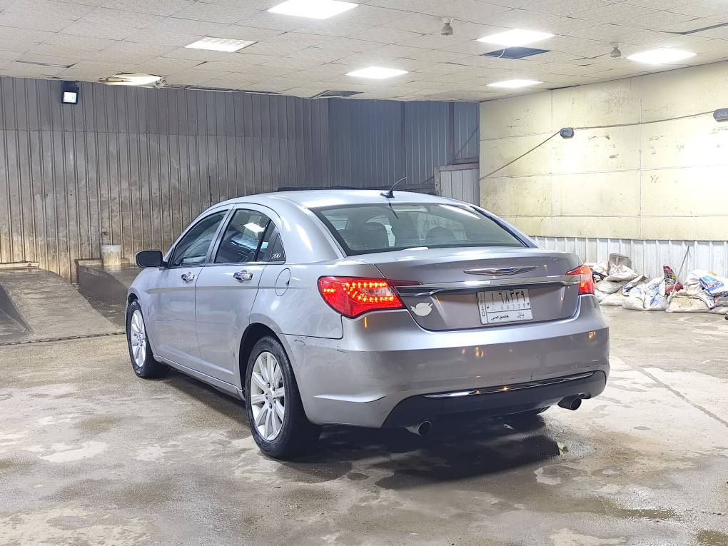 كرايسلر C200 للبيع فقط
كير مكينه تبريد كهربائيات مكفولات وجاهزه
مكينه 6 سلندر 3.6
لون سلفر 
كشنات جلد تدفئه بالكشنات
كشن السايق كهربائي 
شاشة اندرويد 
كامره خلفيه دواره
رقم بابل الماني باسمي 
سنوية لغاية 2028
حادثها ابواب 2 عكس السايق فقط
بدون دواخل او ايرباك
السعر 82 $ وبيها مجال بسيط 
مكان السياره بابل المركز
*********** المحاويل, بابل
