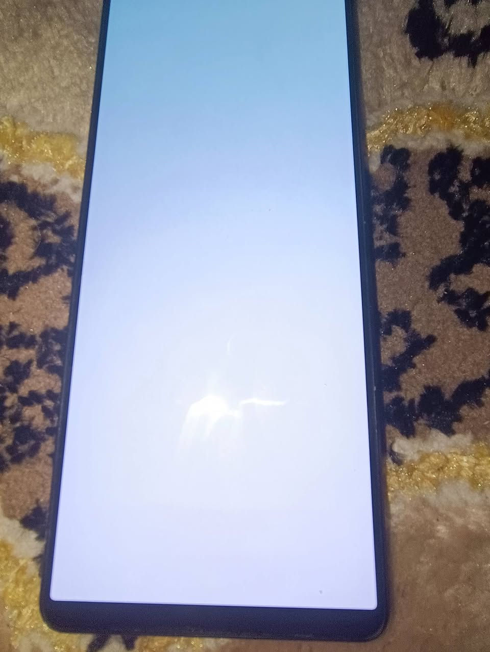 📱 للبيع: هاتف سوني Xperia 1 V (مارك 5) + لصق وكفر 

✨ المميزات:

- شاشة OLED بدقة عالية 4K مذهلة للأفلام واليوتيوب
- أداء قوي وسريع مناسب للألعاب والتطبيقات الثقيلة
- كاميرات احترافية بتقنيات سوني المعروفة للتصوير
- تصميم أنيق ونحيف مع جودة تصنيع عالية
- مناسب لعشاق التصوير وصناعة المحتوى

📦 الهاتف نظيف ومستخدم بعناية.
📍 للتواصل والاستفسار: على خاص
شباب مشكلة جهاز طبع ممبين سعر 300 وتوصيل مجاني 
رقمي ***********
