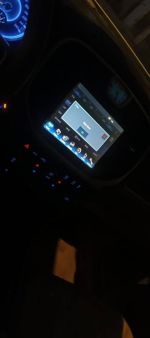 اوبامه ادوات متومه طبق الاصل سنويه وارقام اصليات 
جديده كلش حلوه وجاهزه حلوه كلش كلش لون ابيض  صدفي 2014  والسعر هيج نظافه ولون ماكو السعر 56  مكاني بصره بصره ***********
