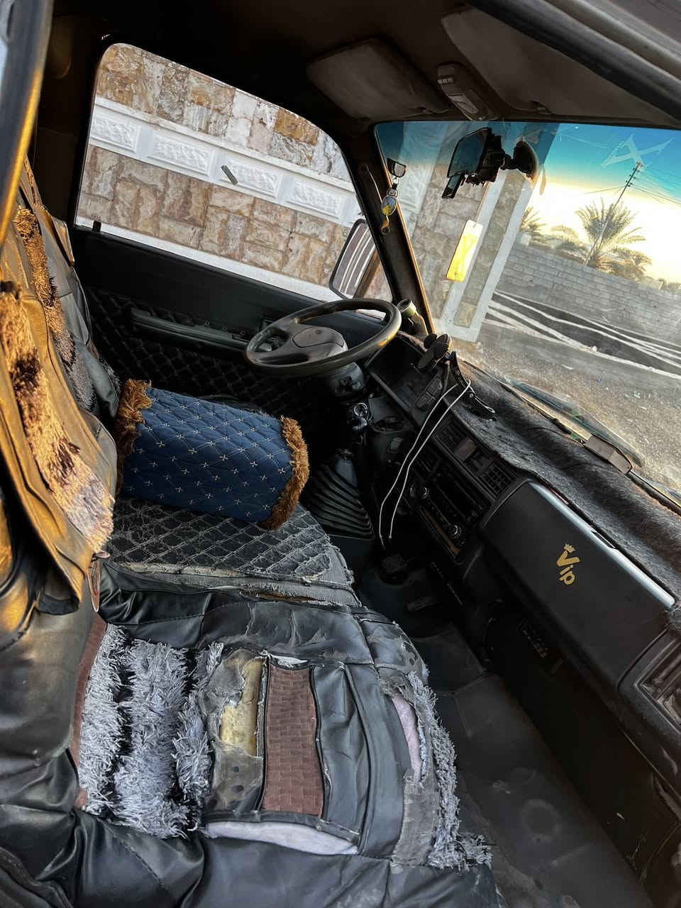 سلام عليكم 
كيا بستا موديل 94 نضيفه حيل اي نقص مابيها 
وشرط التحويل شواصيها مكفوله 
سياره كفاله عامه 
سعرها 34 وبيها مجال 
لاستفسار ***********
