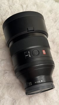 عدسة 85mm جي ماستر فتحة 1.4 العدسة نضيفة   ومستخدمة قليل سعرها 1300 عر...