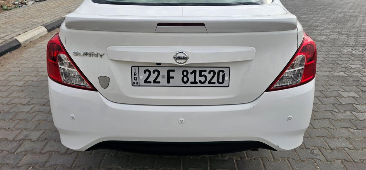 للبيع فقط نيسان صني موديل 2024 فول مواصفات 
 رقم اربيل.. محرك 1500... سياره كفاله عامه كير ومكينه وبدي وحداديه وتبريد كلهن كفاله.. سياره فول مواصفات.. بصمه.. شاشه.. تبريد لمس.. مرايات شفط... جام 4 كهرباء.. حساسات خلفيه تحكم ستيرن..ويل كب. كيج. حماوه... ماشيه 60 الف كيلو.. 
*********** رقم صاحب سياره 
سعر 130 وبيها مجال بسيط جدا 
مكان سياره البصرة البصرة, العراق
