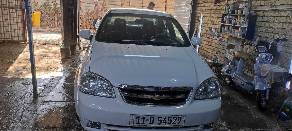 السلام عليكم ورحمه الله
اوبترا  موديل 2011 رقم بغداد هزه وسنويه جدد 
صبغ بيها جاملغ خلفي وبنيد 
عنوان سياره بغداد سبع ابكار رقم صاحب السياره
السعر 90$
***********
اي ستفسار وشكراً
