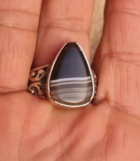 دلوة جزع يماني قديم مثقوب ثقب استندار بصياغه يدويه ثقيله للبيع مكاني ب...