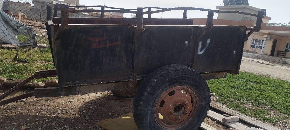 تركتر للبيع مع ملحقاته يصلح شغل بلدية او بيع الغاز السعر عل خاص للاستفسار الاتصال على الرقم***********
