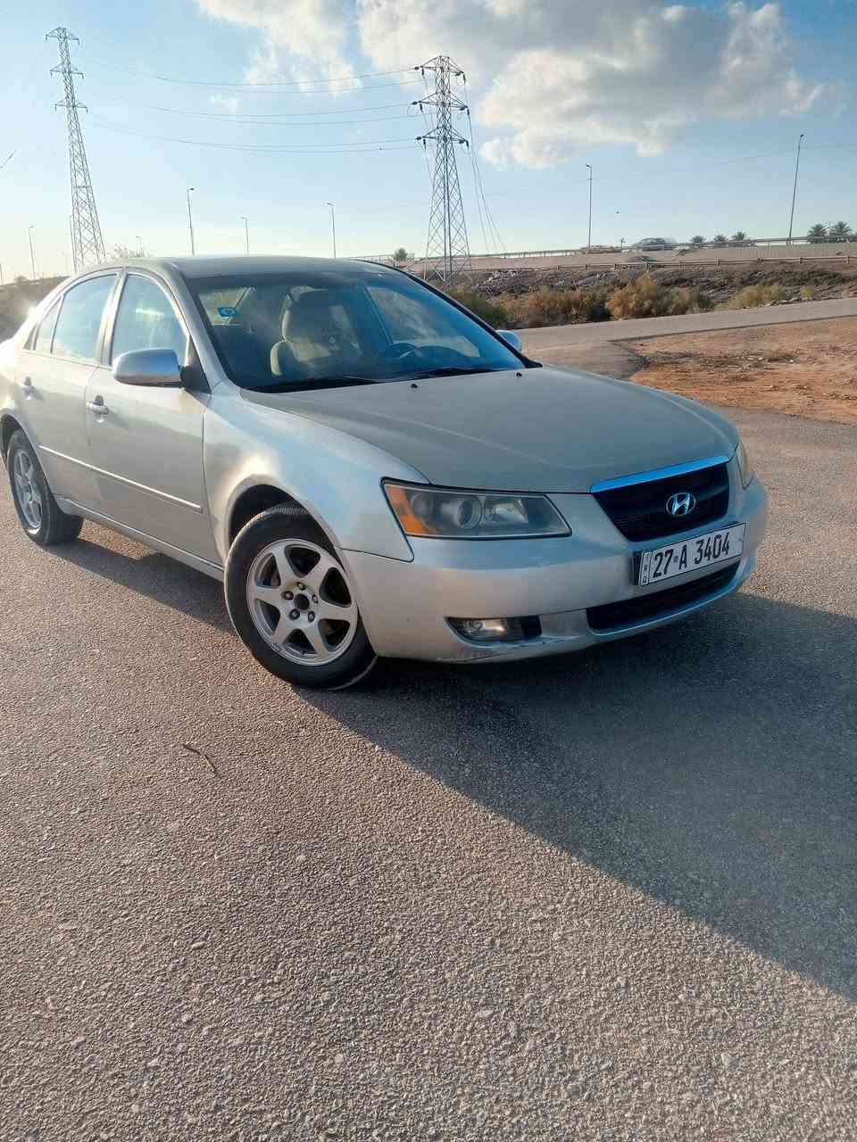 سلام عليكم سوناتا موديل 7للبيع مكينه 2400المرغوب السياره بسمي رقم دولي السعر 87اوبيه مجال مكاني نجف***********
