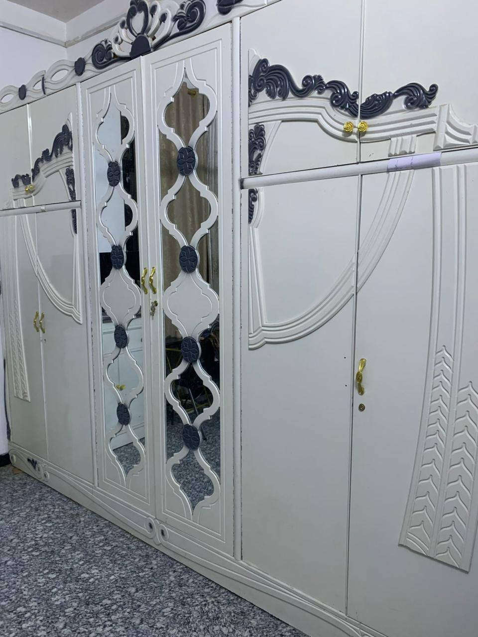 السلام عليكم ورحمه الله وبركاته من رخصه لادمن عندي غرفه نوم للبيع عراقيه على تصميم تركي السعر 700 المكان بغداد اليوسفية الرقم ***********واتساب وخط موجود
