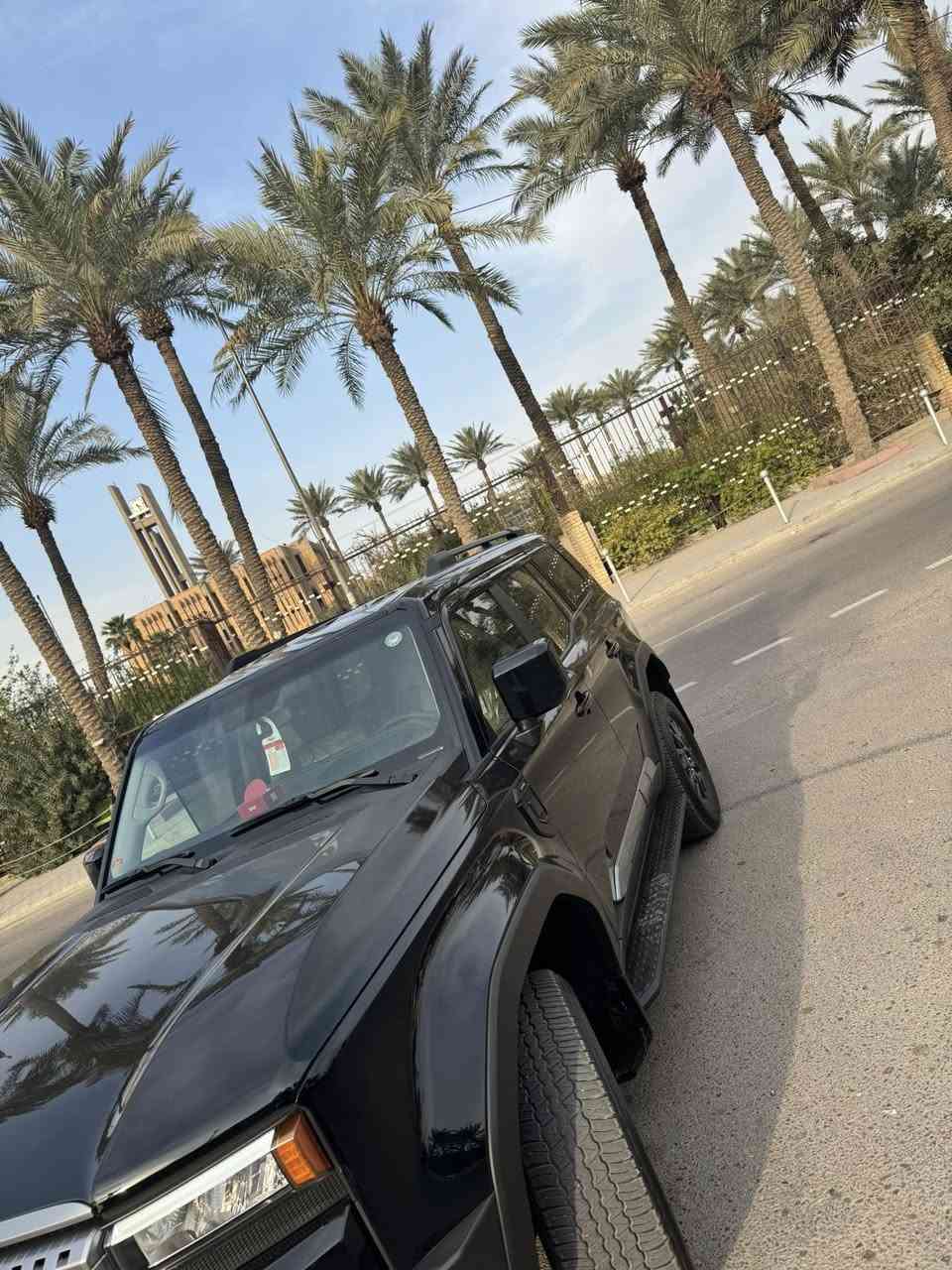 السلام عليكم برادو 25 R0
الموصفات 
حساس خلفي امامي فورويل 
تشغيل عن بعد 
مري شفط
شاشه كاميره 
داخل مخمل 
السياره ماشيه 8000
عليها ppf
سياره ساز داخل الضمان 
السعر 46700$
وبيها مجال بسيط 
مكان السياره شارع فلسطين 
***********
