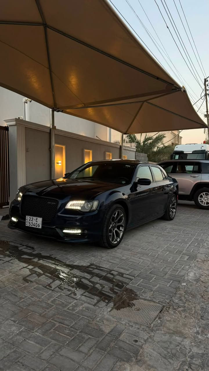 كرايسلر وارد كندي عداد 260
S300 2017
بارد بالجاملغ  الامامي وتكحيل قماره اثر خياس 
اللون كحلي نيلي 
جاهزه من كلشي تبريد محرك كير كفاله 
كشنات تدفئه 
سماعات بيتس
دمام بالصندوك 
ويل 20 
بانوراما 
ماشيه 127 الف كيلو وليس مايل
سنويه تنتهي 2029 رقم جديد وكامل
مكانها بصره 
والسعر 220 
***********
