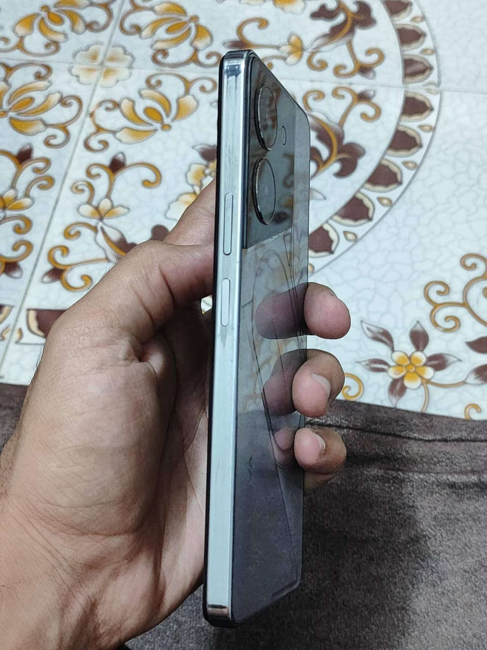 السلام عليكم
جهاز تكنو بوفا 5 
جهاز مادخل تصليح 
جهاز بعده جديد 
اريد مراوس ايفون 11 
رقم/***********
مكان/تأميم
