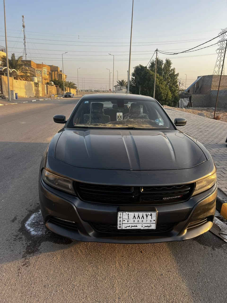 سلام عليكم جارجر للبيع موديل 2016 اصل سياره وراد امريكا بجم كبس بيه باب السايق مبدل او الباب الوره مرشوش جماليه الباقي كفاله كير محرك كله كفاله  سياره مكفوله لغد او شواصي محرك 3600 مواصفات SXT شاشه جبيره كشنات كهربائي تخم تايرات جديد حداده جديده رقم بصره بسمي تحويل ثاني يوم مكان السياره البصره سعر 177 وبيه مجال ***********
