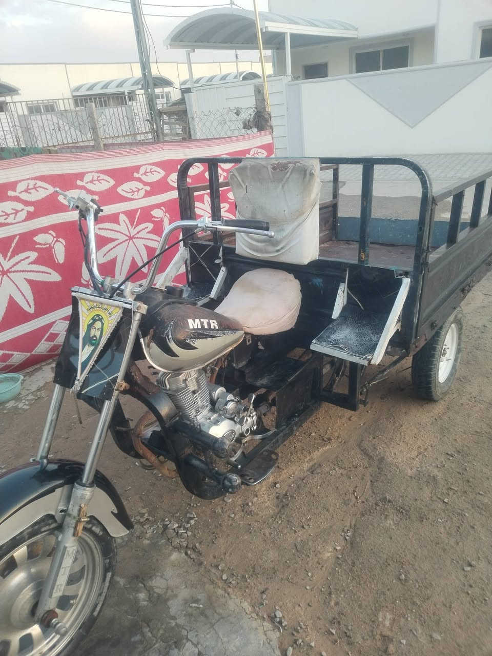 من رخصت مدير الكروب ستوتة كلك للبيع ملحوم باجات بل ركبة مكان نجف حي نداء سعر ٦٥٠ وبيها مجال للطيبين شراي خاص او تصال ***********
