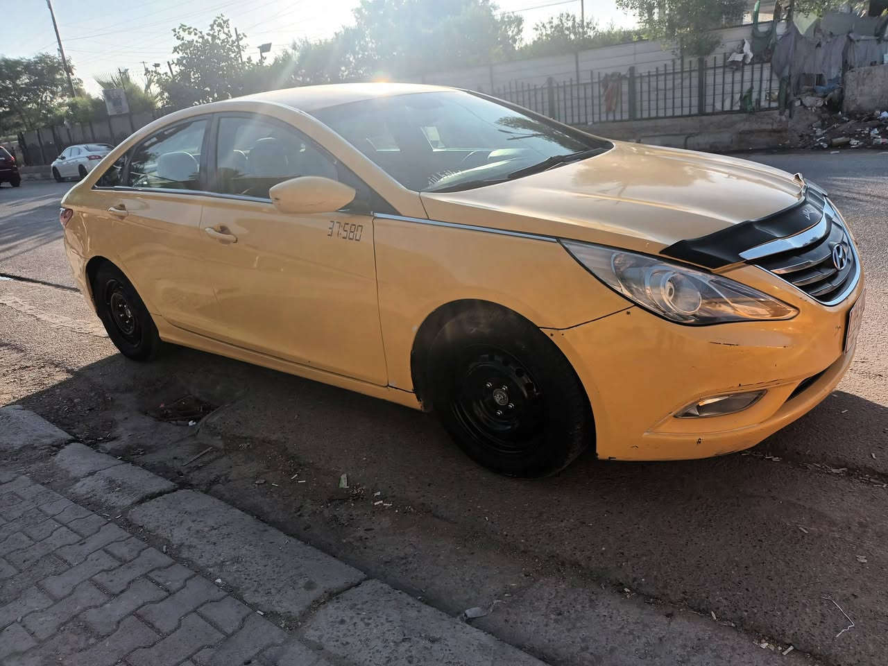 السلام عليكم سوناته ٢٠١٢ امريكي حادثه جاملغ جهت الصدر فقد بدون دواخل بيه تصليح بل تكمه وره باب الصدر مكينه كير تبريد صدر تخم تاير  داخل بيجي تحكمات شاشه كامره داخل مدوشم سياره جاهزه  مكان بغداد سعر ٨٨ بيه مجال هاتف ***********
