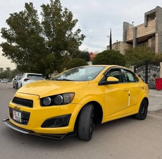 سلام عليكم افيو سونك موديل 2013 كير ومكينه بيكاجو  تحوير عل بلاد كلهة شغاله تحوير  كلش حلو حته كيجات عل بلاد ولعقل بلاد وضفيره بلاد  يعني بدون جطلات كهربائيات كله شغاله كير وحرك حاويه جديد دوشمه ارضيه وكشنات ولتنته م دوشمه بقلاوه  سياره حلوه وتبريد شغال كلشي يشتغل بيهة مكان بغداد الزعفرانيه سعر 64 وبيهة مجال رقم الهاتف ***********
