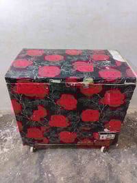 مجمده للبيع شغاله ونضيفه بس ماتجمد يشهد الله لاماخذه ال مصلح ولاطالعه ...